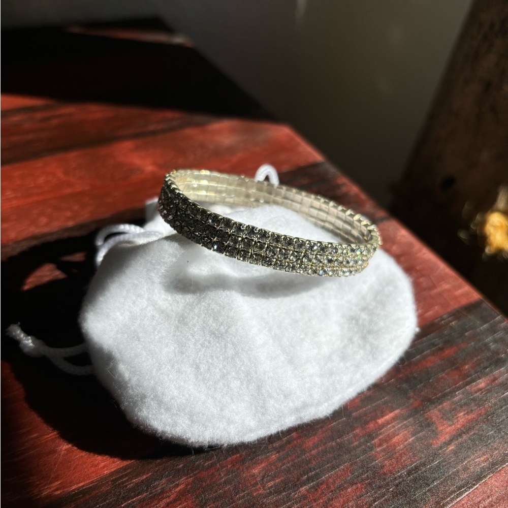 Kim Rogers Silver Stretch Bracelet - Picture 2 of 3